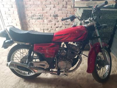 ravi piaggo 125cc model 2009 used bike