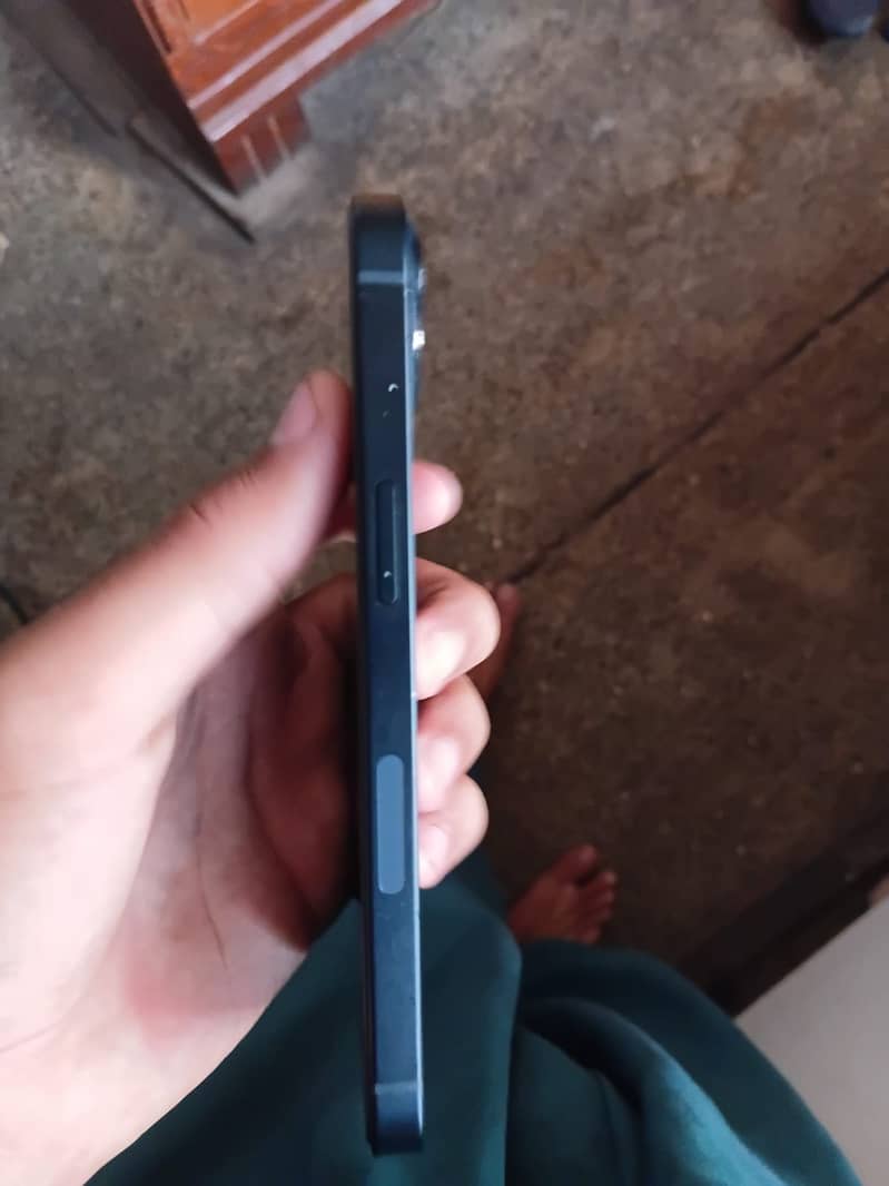 iPhone 13 JV 2