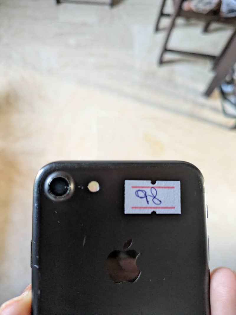 Apple iPhone 7 1
