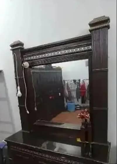 dressing table