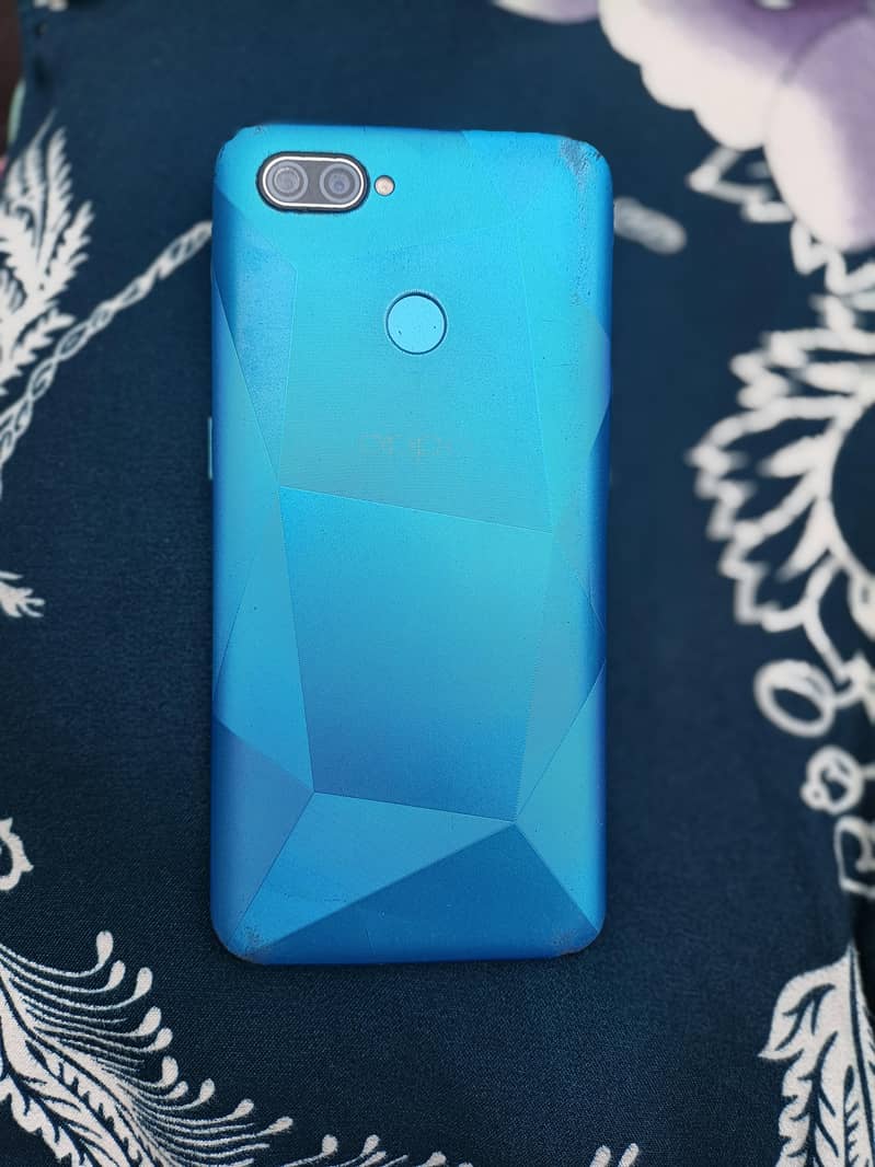 OPPO A12 0