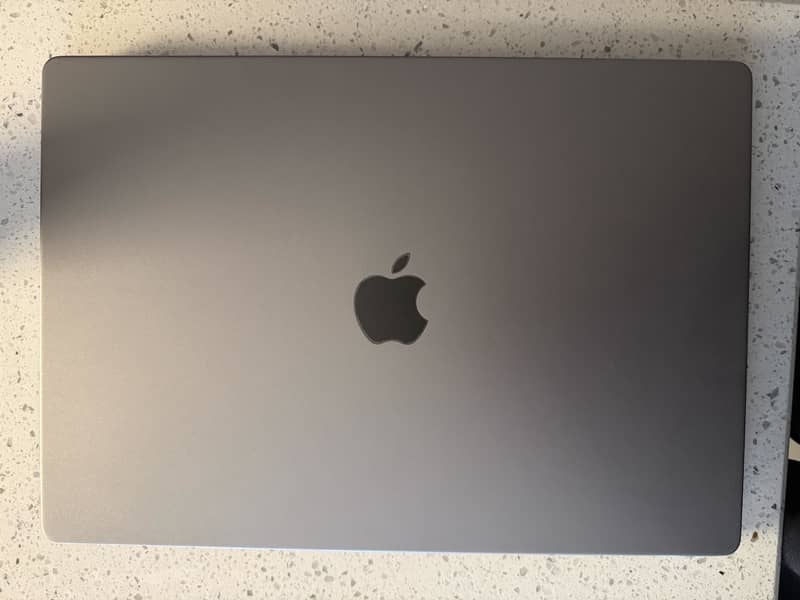 Macbook M1 Pro 7
