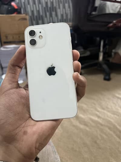Apple iPhone 12