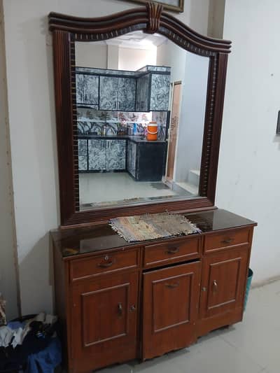 Dressing tabel for sale