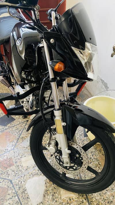 YBR 125
