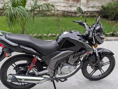 Suzuki GSX125 In Pristine Condition Fully Maintain By Suzuki Franchise