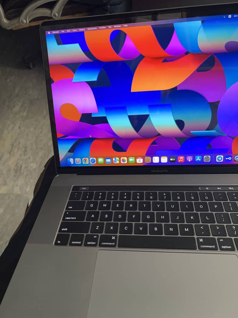 MAC BOOK PRO 2016 0