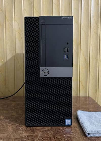 Dell tower build gaming pc with 23 inch hp borderless screen