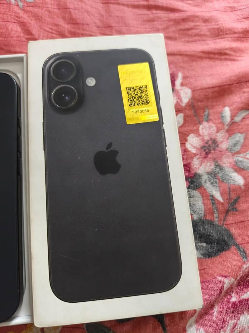 Apple iPhone 16 1