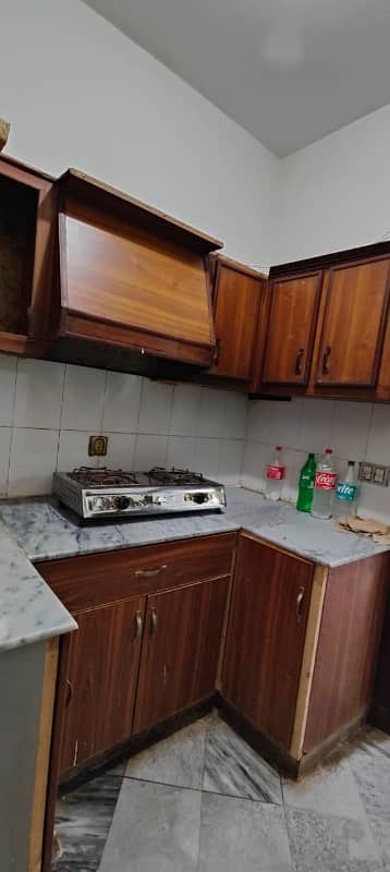 4 Marla Ground Portion Available For Rent In G-13