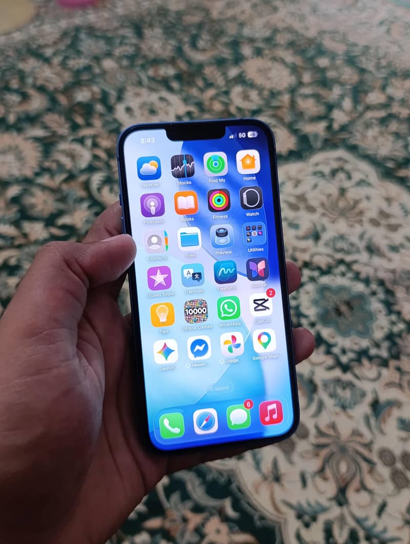 Apple iPhone 13 3