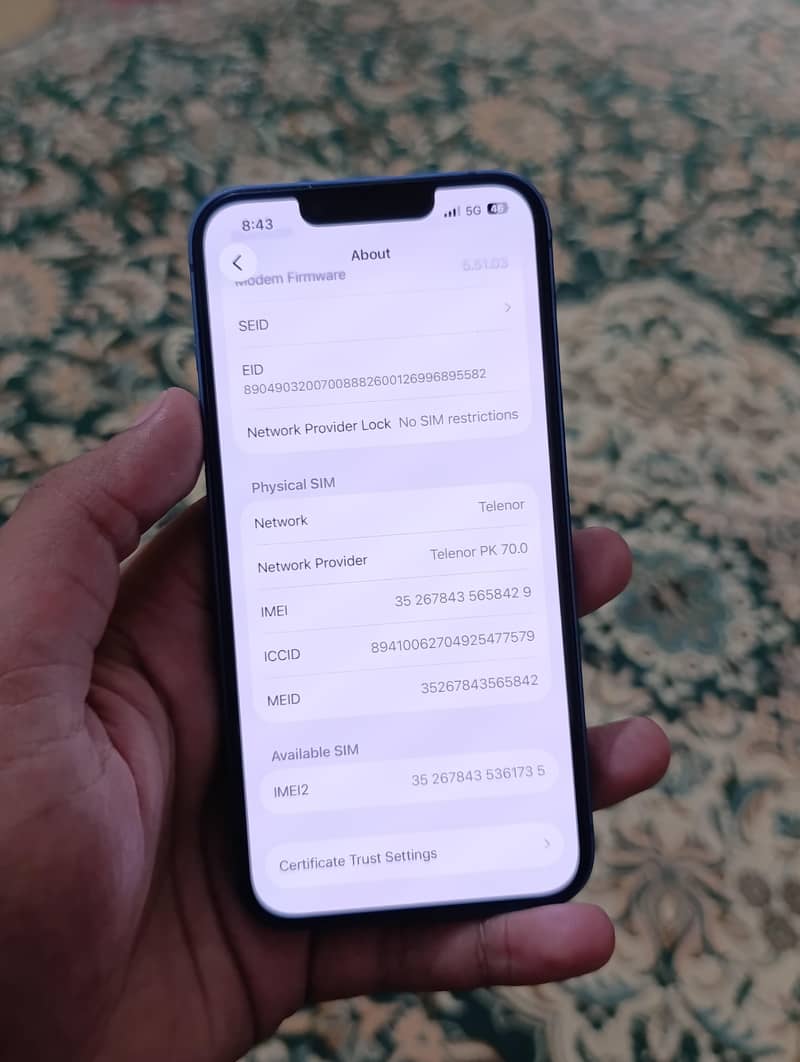 Apple iPhone 13 7