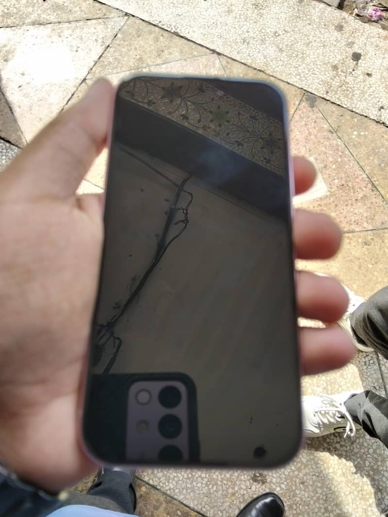 Apple iPhone 15 plus 0