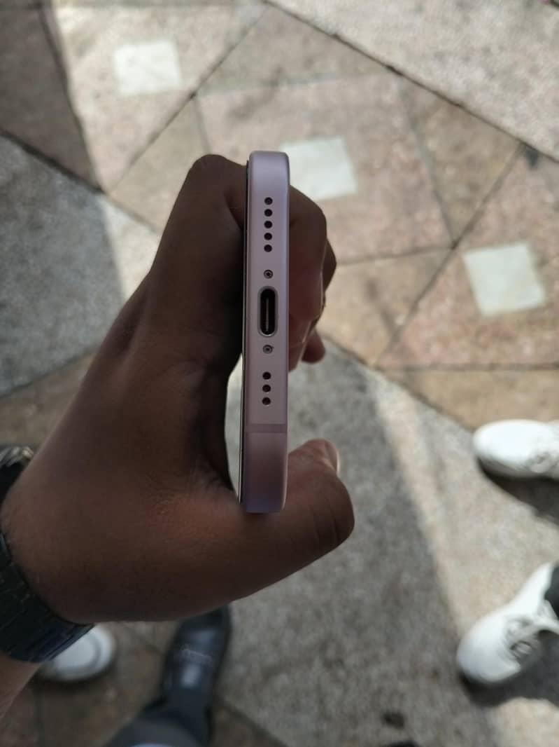 Apple iPhone 15 plus 1