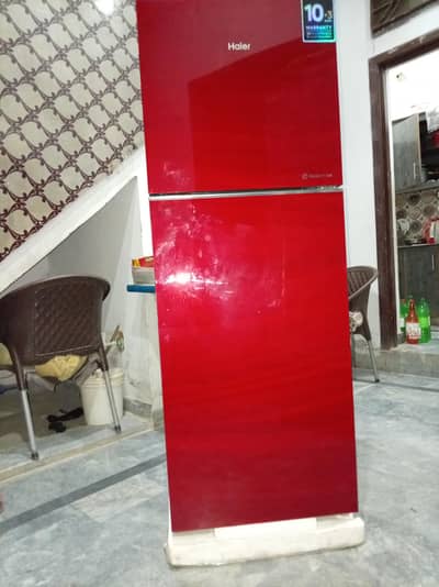 10/10 one month use haiar refrigerator for sell
