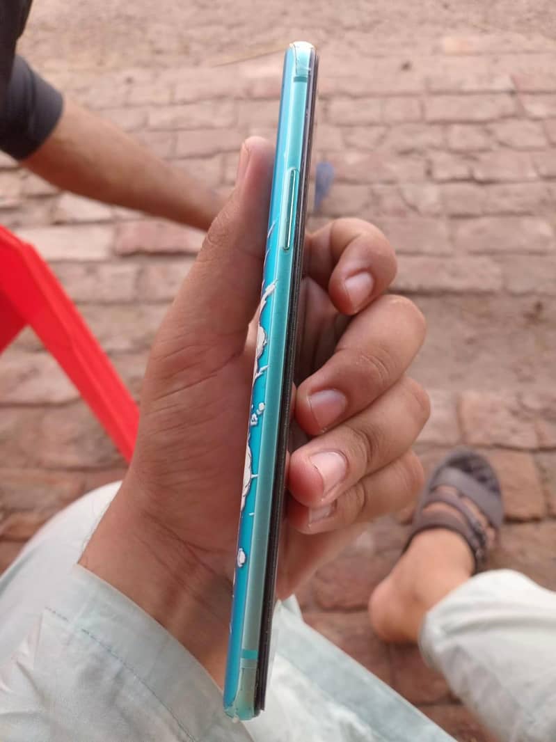 One Plus 8T 4