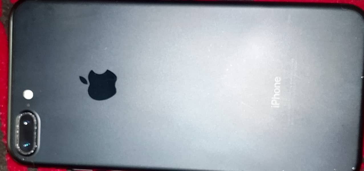 Apple iPhone 7 Plus 4