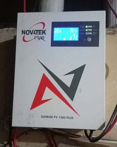 Solar inverter novatek 1.2 KVA 900 waat