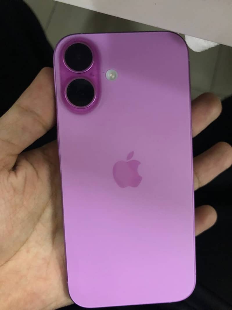 Apple iPhone 16 0