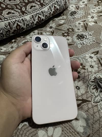 Apple iPhone 13