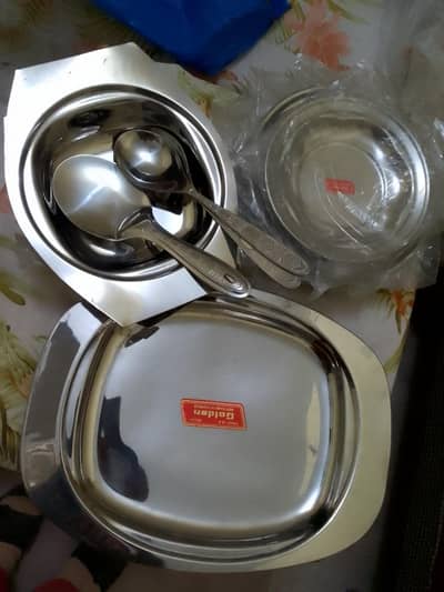 steel dinner set