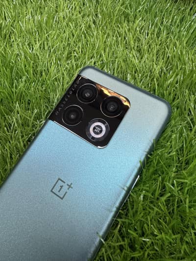 One Plus 10 Pro