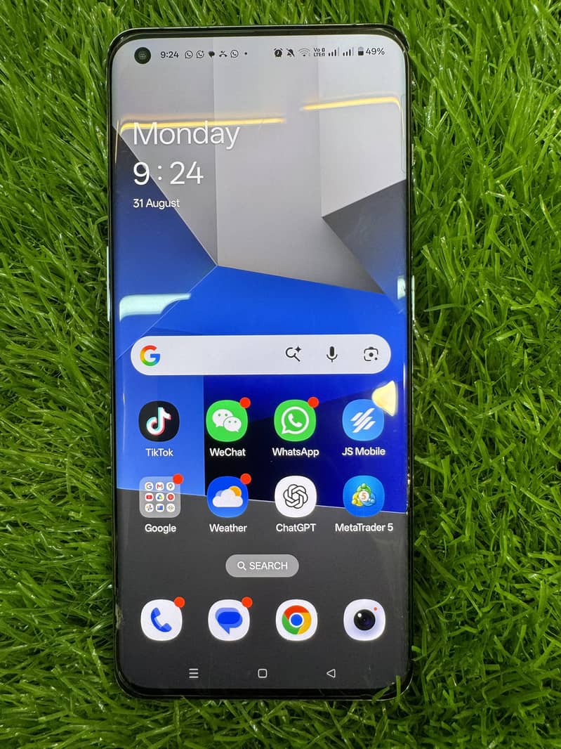 One Plus 10 Pro 1