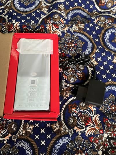 Itel kypate 4g Mobail R60+NEO