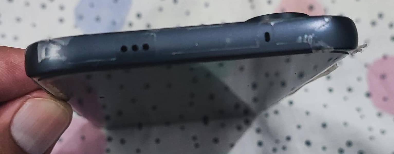 Tecno camon 50 pro 4