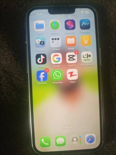 Apple iPhone 13
