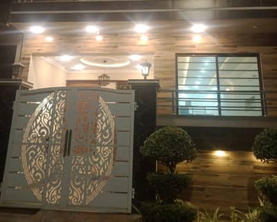 Aesthetic Good Location House Of 675 Square Feet For sale Is Available