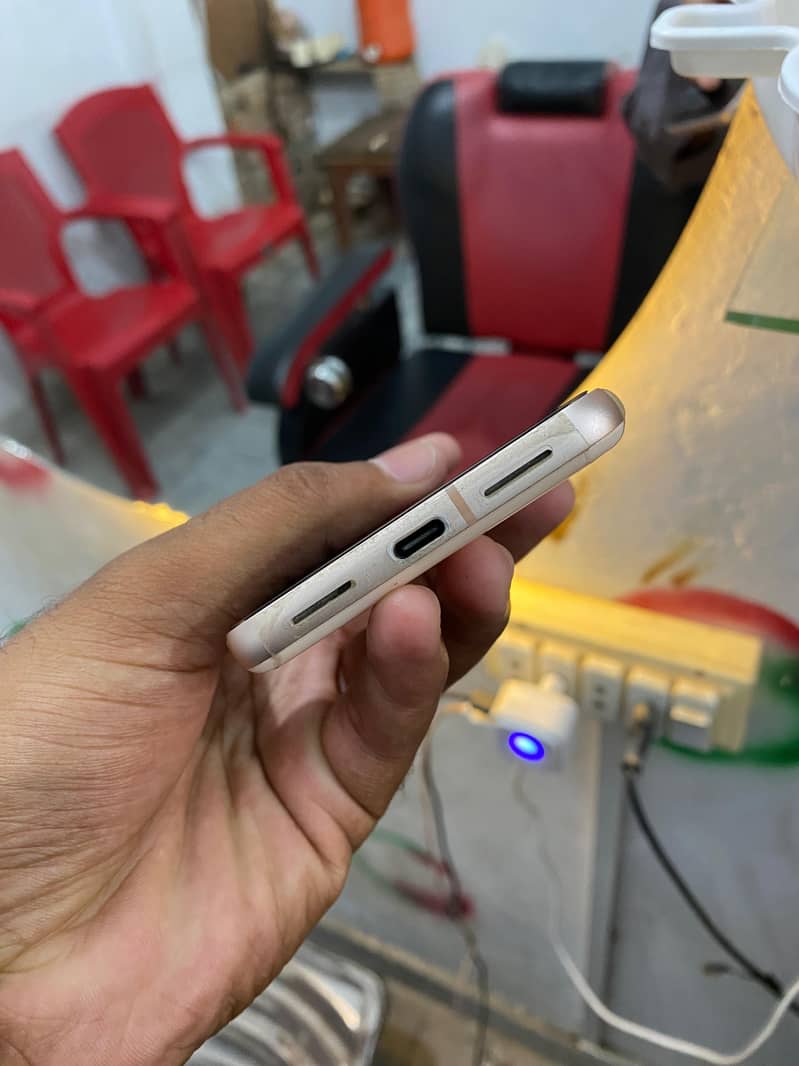 Google Pixel 8 1