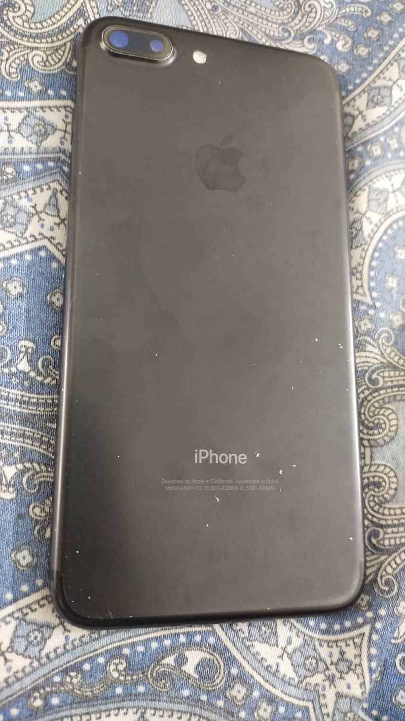 Apple iPhone 7 Plus 1