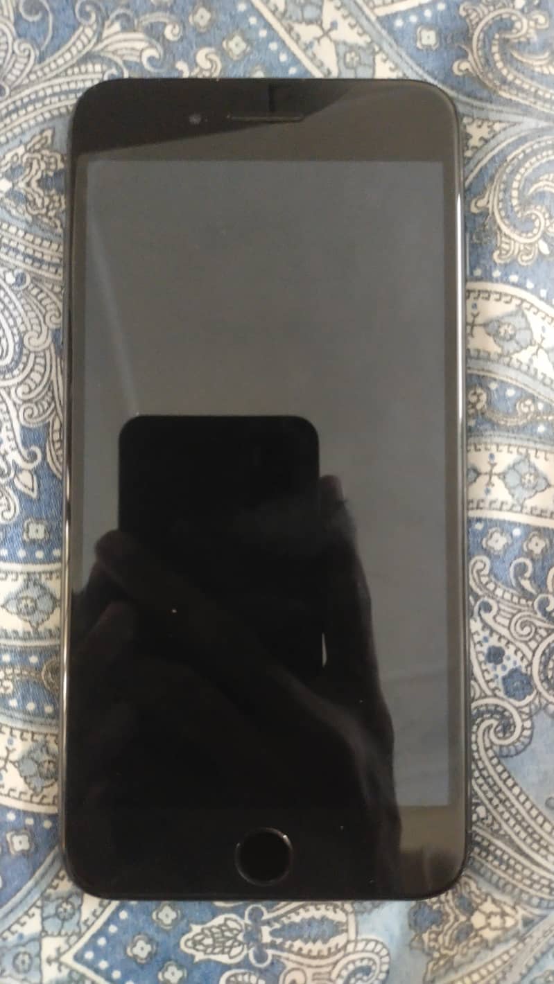Apple iPhone 7 Plus 2
