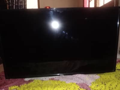 HTC Smart LED 32 INch