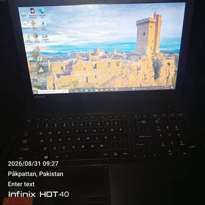 Toshiba Laptop with Full Numeric Keyboard – Fresh Condition