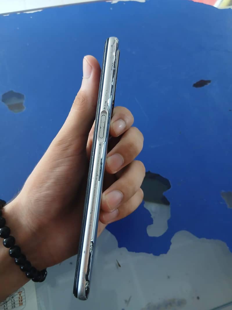OPPO A16 3