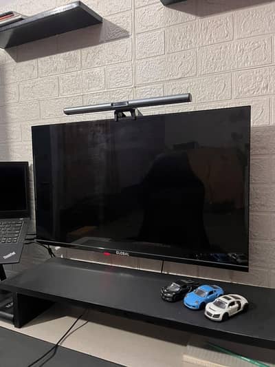 Global Brand Smart TV | 32 Inches | 4k Quality Display