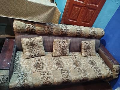 Comfortable 5-Seater Sofa Set (3+1+1) with Cushions – Good Condition