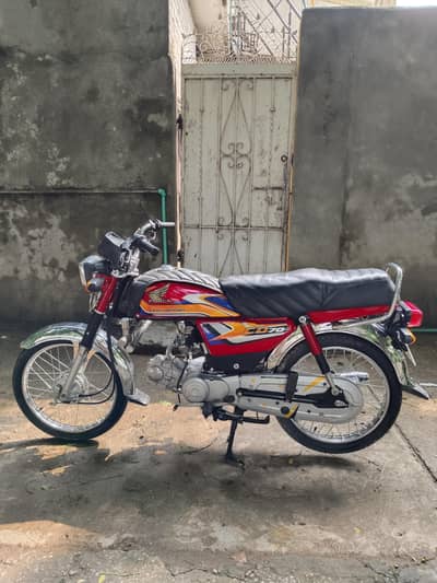 Honda CD 70 2024/25 Model 10/10