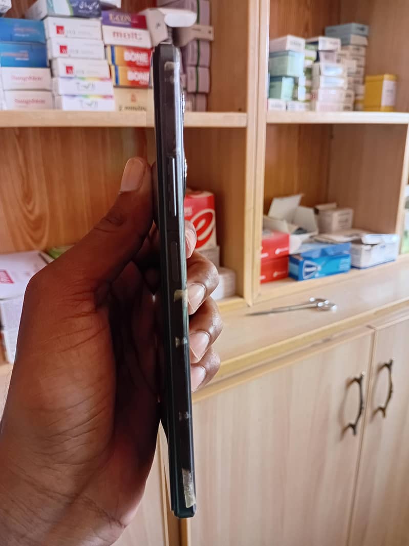 OPPO A58 1