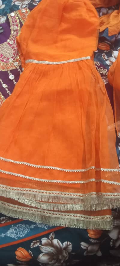 3 piece sout. . . kamez shrara dopatta . . . . mehndi sout. . . . .