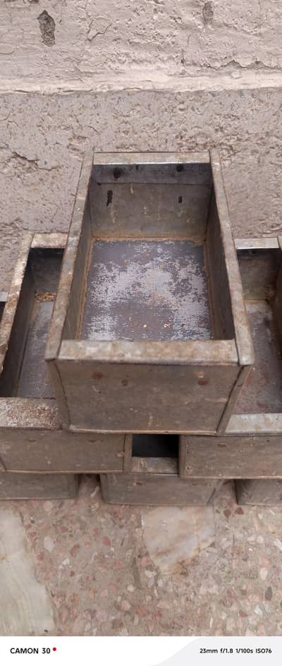 Boxes  Seed Ports Sticks Drinker