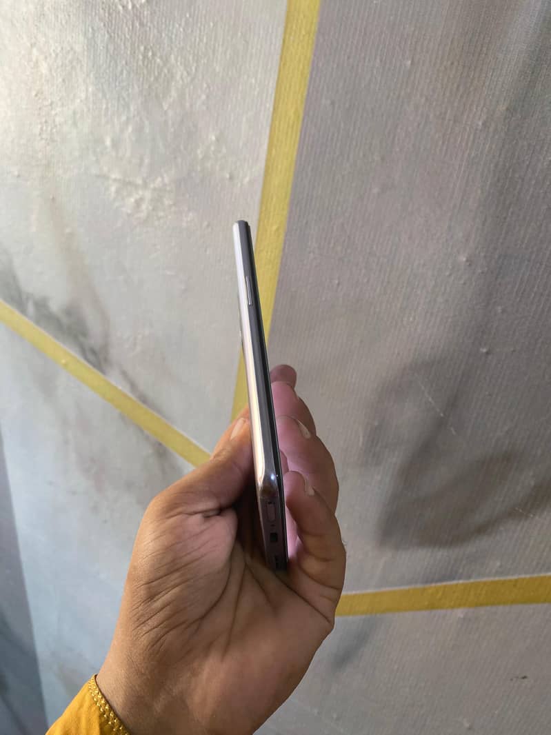 One Plus 9 4