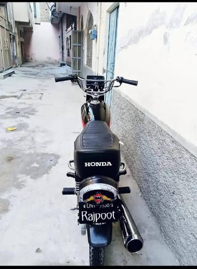 Honda125cc for sale urgent sale karna hai 2003/03/24/ 83/34/966