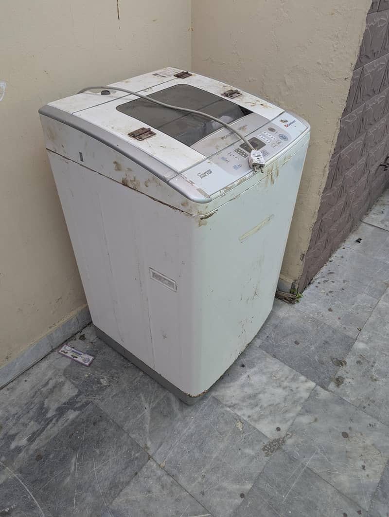 DAWLANCE AUTOMATIC WASHING MACHINE 0