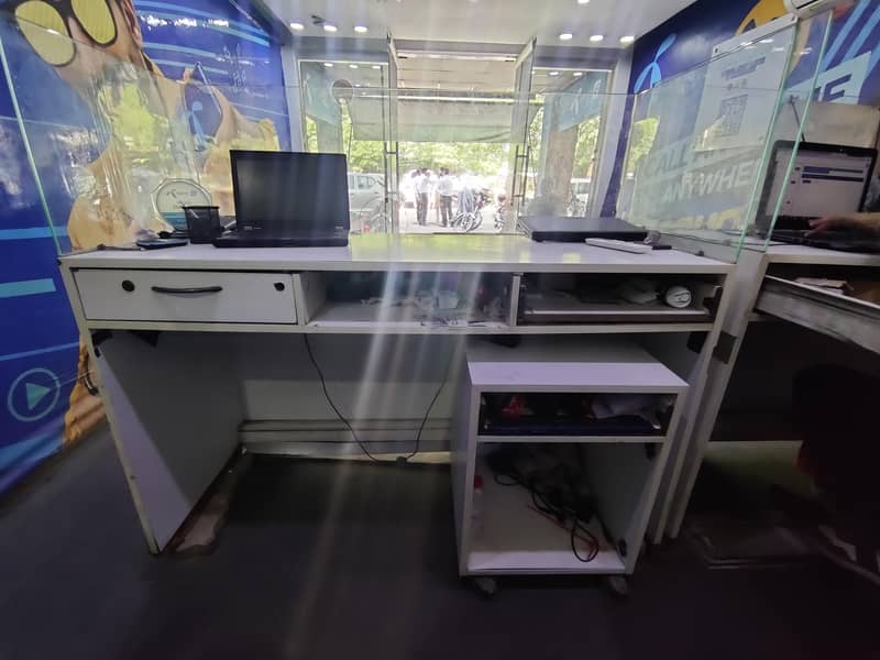 2 office reception counters 2