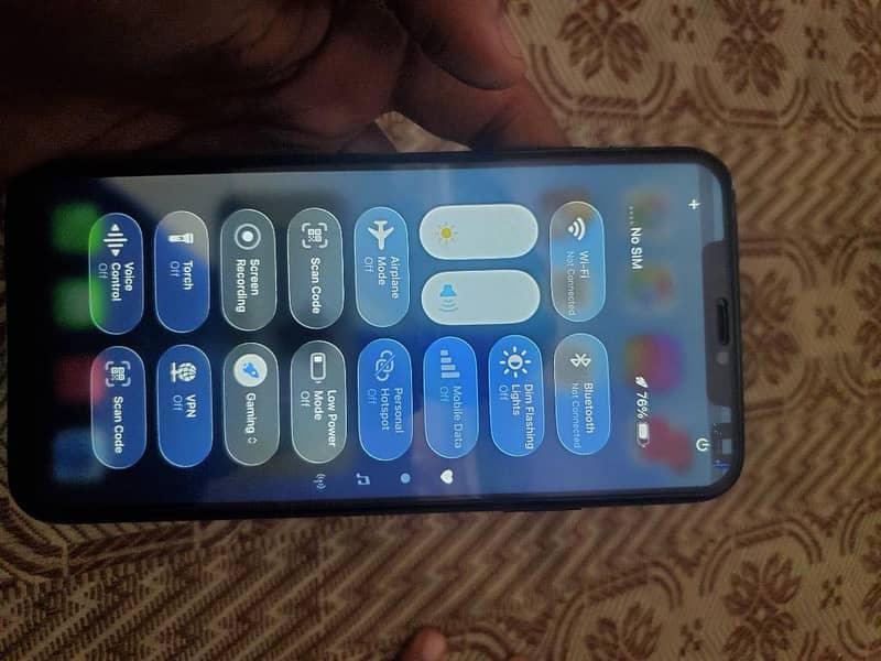 iPhone 11 Pro Max 6