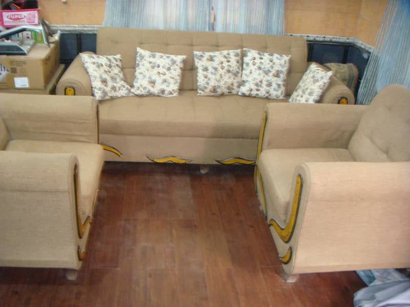 7  seater sofset excellent condition 5