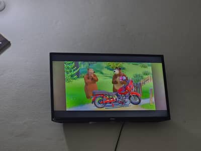 haier LED 32 inch